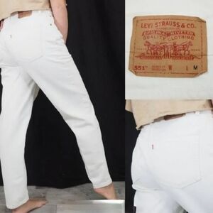 90s Levi's 551 Relaxed Fit Tapered Leg High Rise White Denim Jeans Women 10